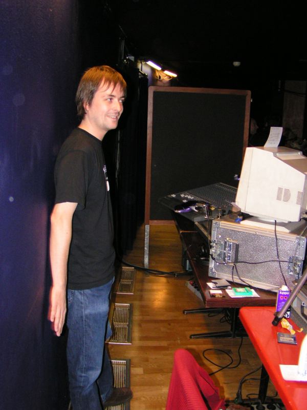AMJ-041031-03.JPG