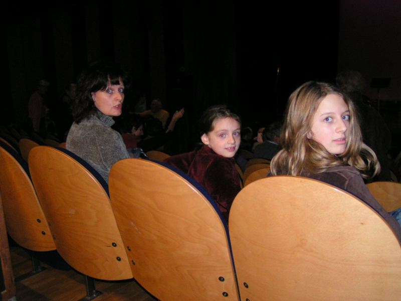 AMJ-041031-04.JPG