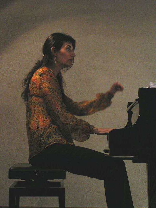 AMJ-050410-13a.jpg