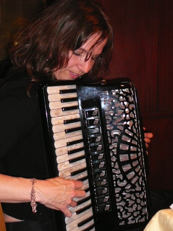 AMJ-081102-65.JPG