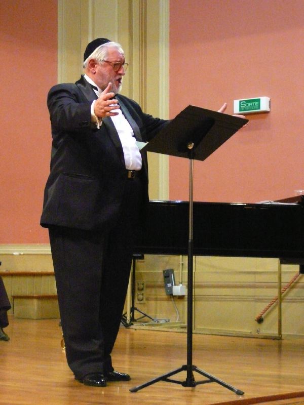AMJ-090329-035.jpg