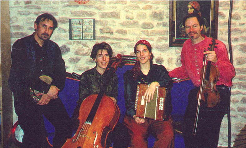Ensemble Amour-Exil